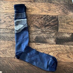 LIKE NEW! Men's Darn Tough DARN TOUGH LIFTLINE OTC LIGHTWEIGHT MENS SNOW SOCK